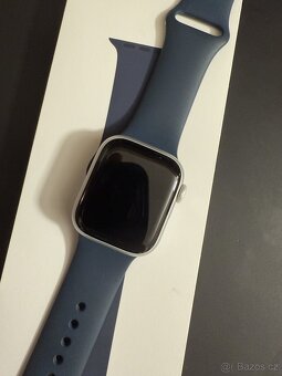 Chytré hodinky Apple Watch Series 9 GPS 41mm stříbrné - 8