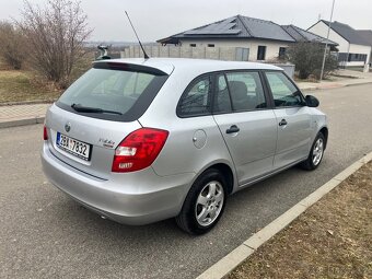 Škoda Fabia combi 2 2011 - 8