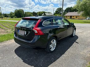 Volvo V60 Momentum, D3, 5-válec, autom. - 8