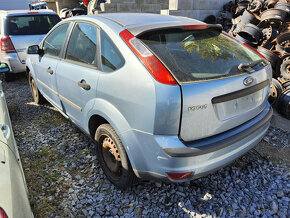 Ford Focus 2006 1,8TDCI 85kW KRASNY ANGLIE, dily z auta - 8