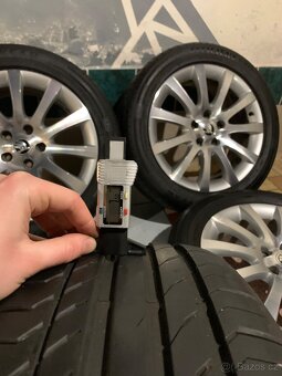 Alu kola Škoda R17 5X112 NOVÉ LETNÍ PNEU 225/50 R17 - 8