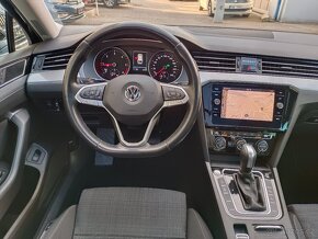 VW Passat B8 2.0TDI 110kW DSG Matrix LED Panorama ERGO ACC - 8