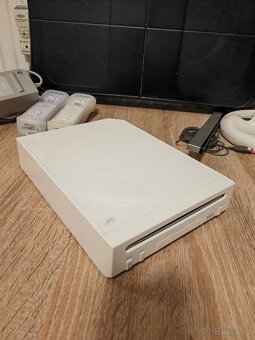 Nintendo Wii - 8