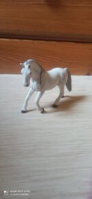 Schleich koně - 8