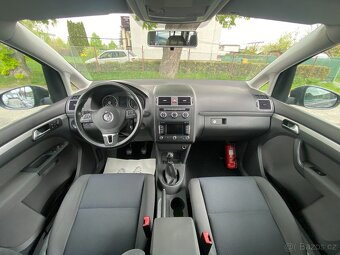 VW Touran 1.6 TDi Navigace,Climatronic - 8