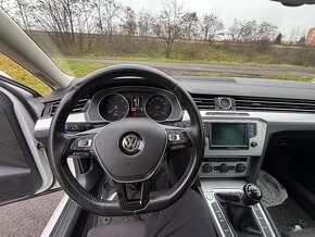 Volkswagen PASSAT 2.0TDI nezávislé topení, el. Tažné. - 8