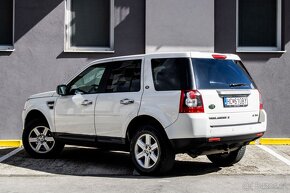 Land Rover Freelander 2 / 112KW AT/6 - 8