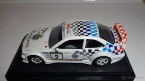 Bburago 1/24 - BMW M3 gtr warsteiner - 8