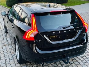 Volvo V60 2.0D 5.VÁLEC AUT TAŽNÉ LED NAVI SERVISKA SENZORY - 8