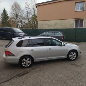 Volkswagen Golf 1.6 TDI,poctivych 290tkm,rok 2012 - 8