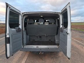 Ford Transit 2.2 TDCI, 9 míst, klima, tažné zařízení - 8