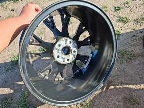 Alu kola 17" VW Tiguan,Passat Tulsa 5x112 - 8