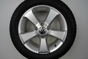 Volkswagen Passat - Originání 16" alu kola - Zimní pneu - 8