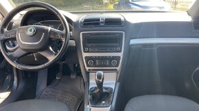 Škoda Octavia, 1.6 TDI ELEGANCE // 77kW// RV 8/2011 - 8