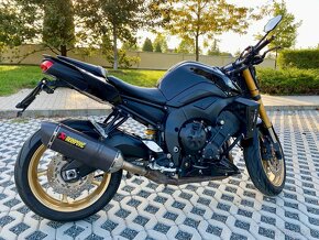 Yamaha FZ8N - 8