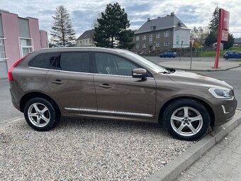 Volvo XC60 2.0 D4/133kW - Automat - 8