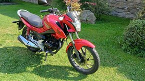 Honda CB125f - 8