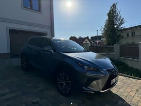 Lexus NX300 Hybrid - 8