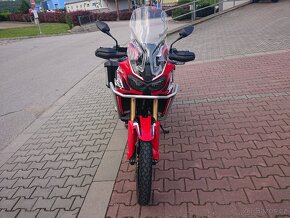 Honda CRF 1000 L Africa Twin DCT 2018 - 8