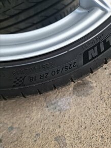 Prodám Alu Dezent 5x112, R18 + senzory tlaku - 8