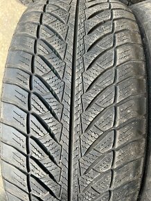 Good Year utragrip 8 245/45 R19 102V run flat - 8