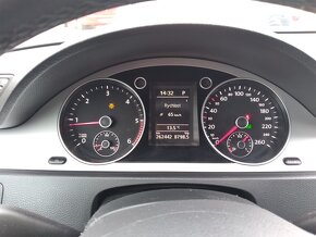 VOLKSWAGEN PASSAT VARIANT 2.0 TDI DSG COMFORTLINE SERVISKA - 8