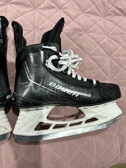 ✅ KORČULE BAUER HYPERLITE - 8 D - BLACK - MADE IN CANADA ✅ - 8