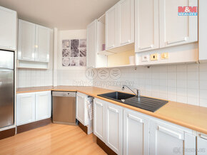 Prodej bytu 3+1, 82 m², Praha 9 - Prosek, ul. Vysočanská - 8