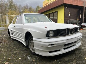 BMW e 30 - 8