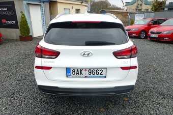 Hyundai i30 Combi 1.6CRDi,85kw,12/2020,ČR,1majitel,-21%DPH - 8