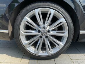 Originál disky VW Passat Verona 19, letní pneu Pirelli - 8