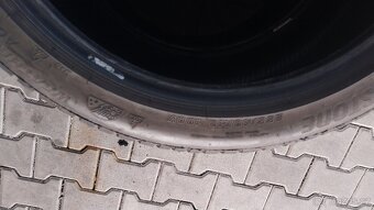 Prodám 4 x celoroční pneu Bridgestone 255/40/19 - 8