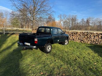 Toyota hilux 2,5 d4d - 8