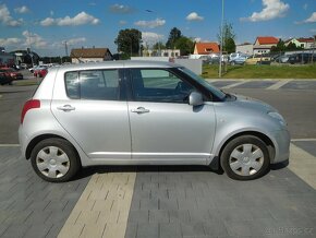 Suzuki Swift 1.3i 16V GL 4WD, 66 kW, Klima, 4X4 - 8