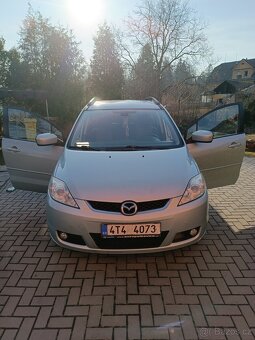 Mazda 5 - 8