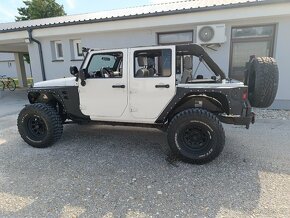 Jeep Wrangler JK 3.8L + plyn - 8