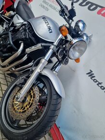 Suzuki GSX 750 Inazuma - 8