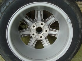 Hliníkové kolo 15" z VW Passat B5 - 8