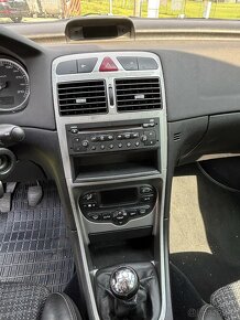 Peugeot 307 2.0, 100 kW, RV: 2004 - 8