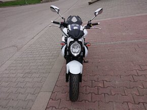 Suzuki SFV 650 Gladius 2011 25kW - 8