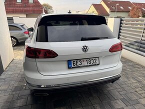 VW TOUAREG 3.0TDI,ČR původ,210kw,DPH - 8