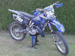 Yamaha yz125 r. 2008 - 8