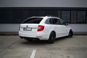 Škoda Superb Combi 2.0 TDI CR Business DSG - 8