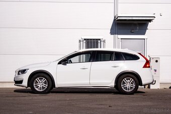 Volvo V60 Cross Country D4 2.4 AWD Automat - 8