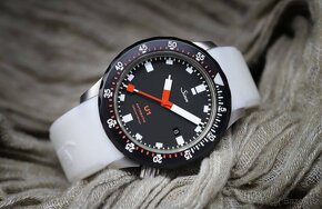 Sinn, model U1 SDR, originál německé hodinky, NOVÉ - 8