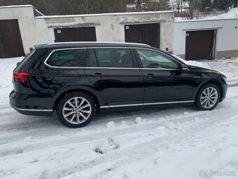 Volkswagen PASSAT 2.0 TDi DSG 4X4 FULL LED ALCANTARA - 8