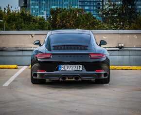 Porsche 911 Coupé - 8