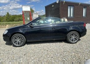 Volkswagen Eos 2,0 FSI PO ROZVODECH, TAŽNÉ benzín manuál - 8