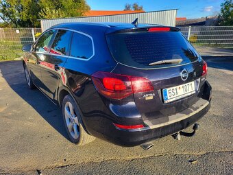 Opel Astra Sports Tourer 1.6 TURBO, 132 kW - 8