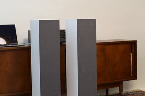 Reproduktory Bowers & Wilkins 603 bílá - 8